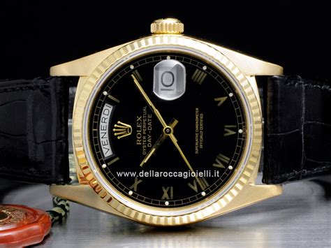 rolex date anni 90 nero con numeri oro|Sito ufficiale Rolex.